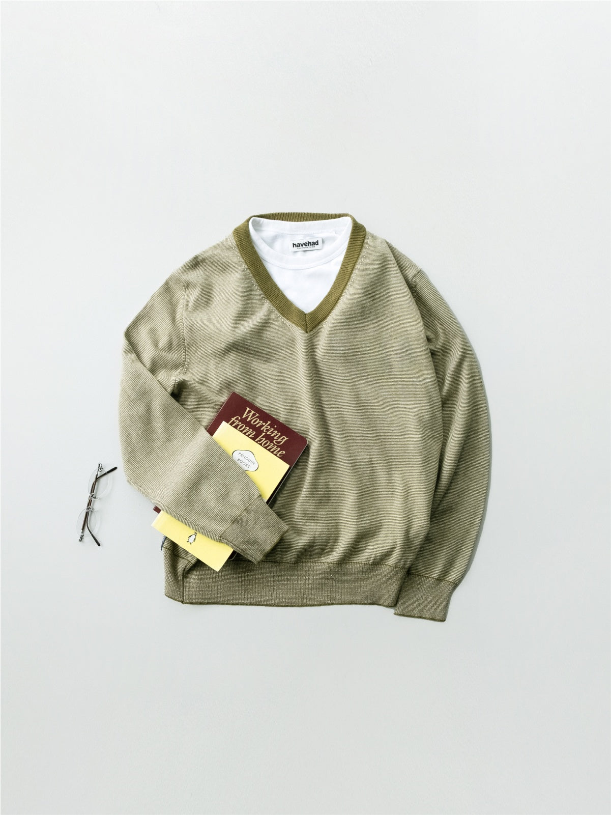 (W)Pin-Stripe V-neck Knit (Olive)
