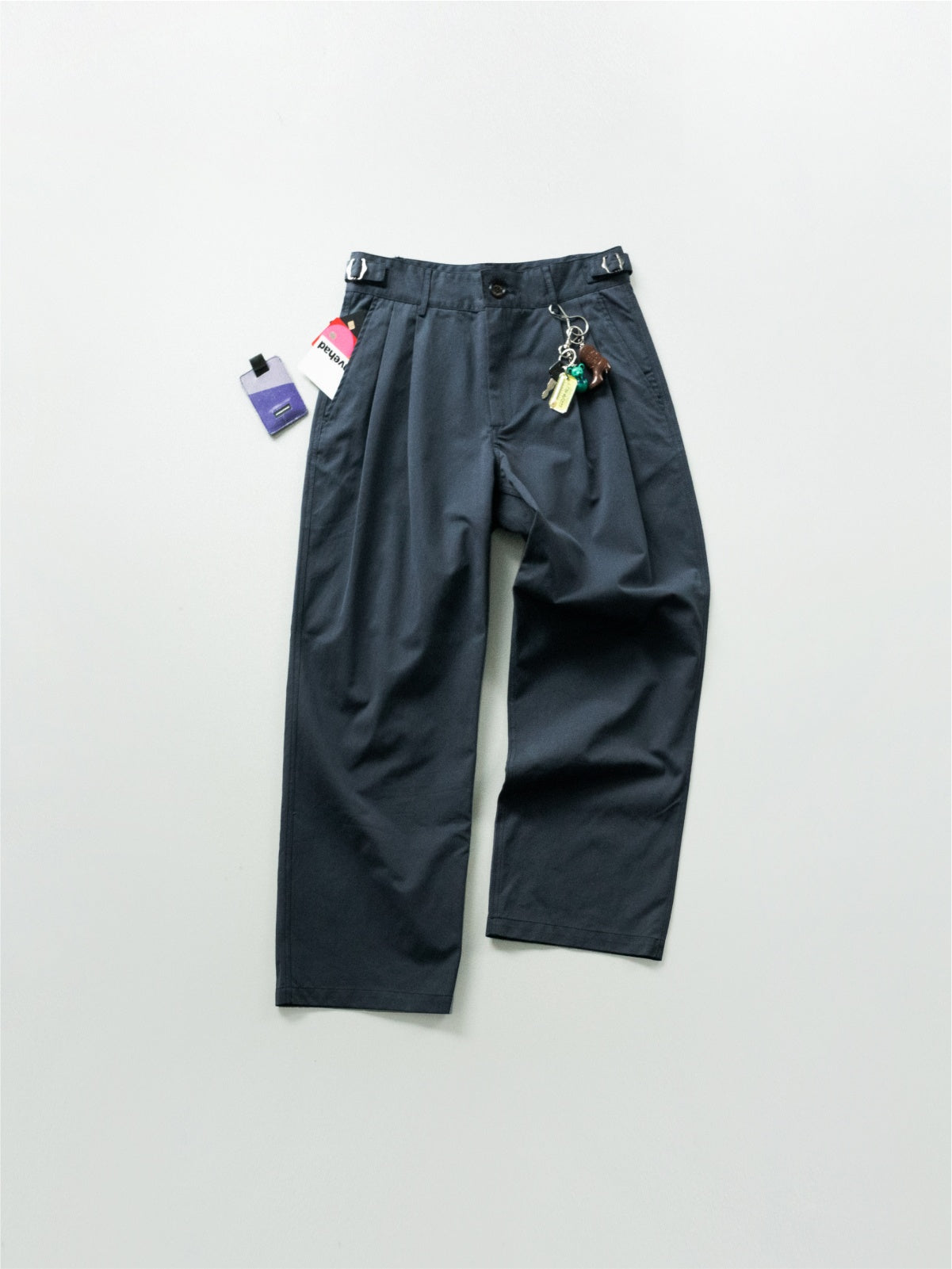 Office Belted Pin-tuck Pants (Blue Gray)