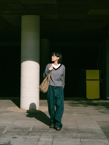 (W)Pin-Stripe V-neck Knit (Olive)