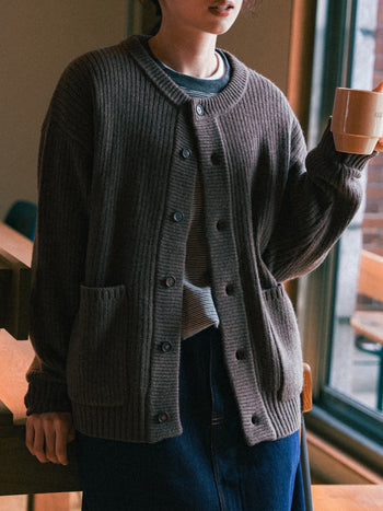 Fine Wool Roundneck Cardigan (Navy)