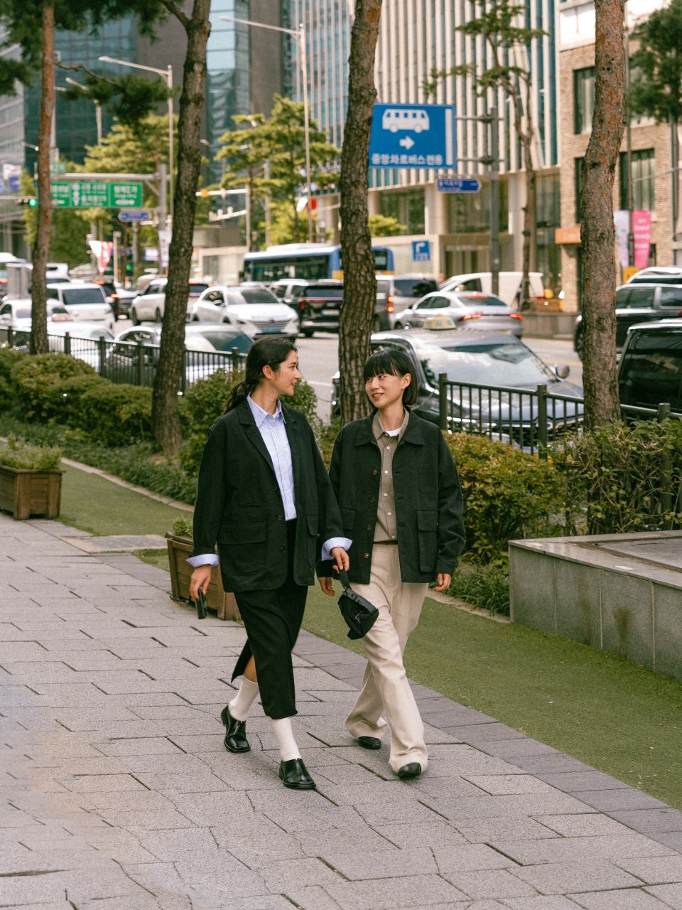Everyday Officer Chino Pants (Navy)