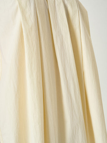 Pleats Sleeveless Top (Ivory)