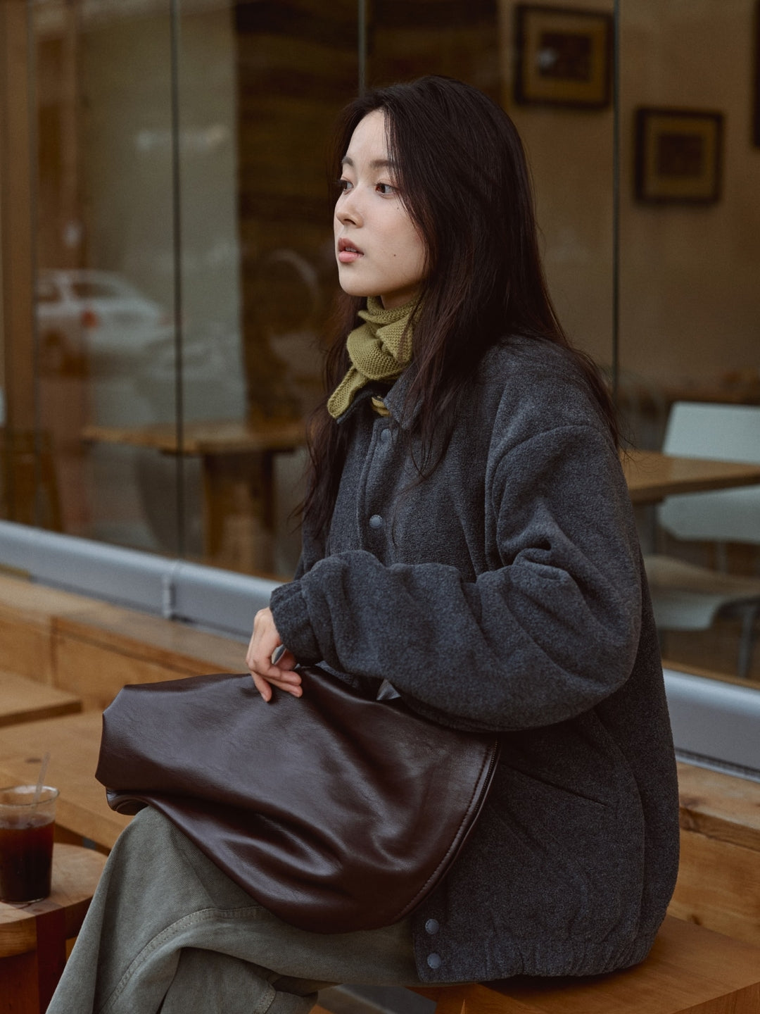 Two-tone Strap Fleece Jacket (Charcoal)
