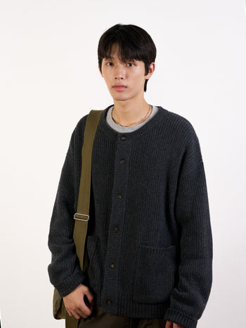 Fine Wool Roundneck Cardigan (Navy)