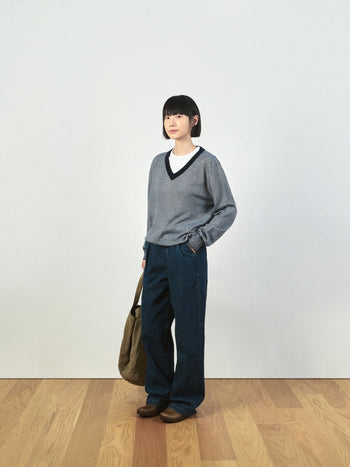 (W)Pin-Stripe V-neck Knit (Navy)