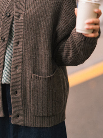 Fine Wool Roundneck Cardigan (Brown)