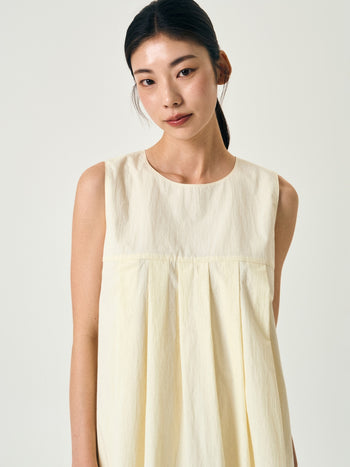 Pleats Sleeveless Top (Ivory)