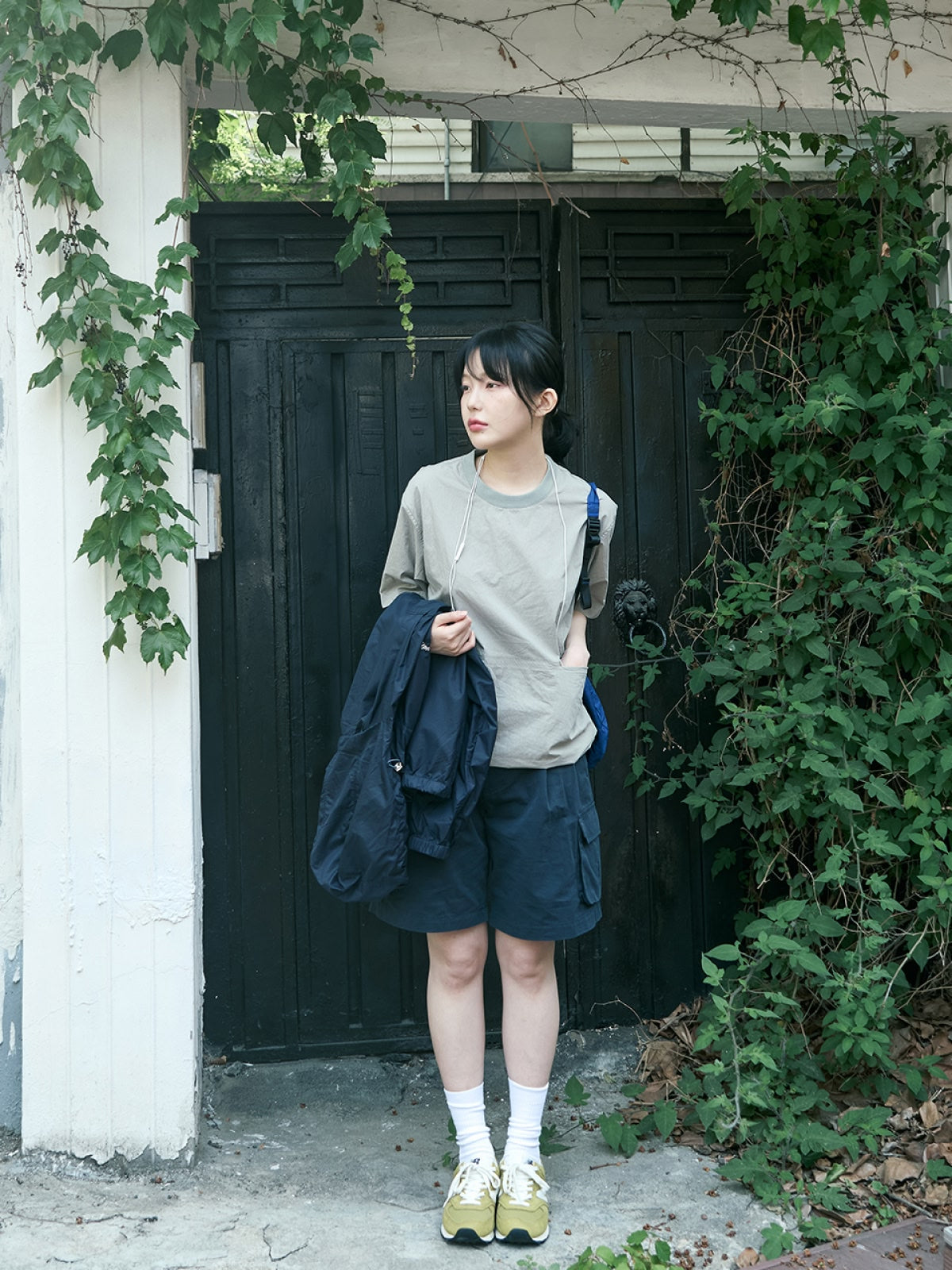 Utility Pin-tuck Cargo Shorts (Ecru)