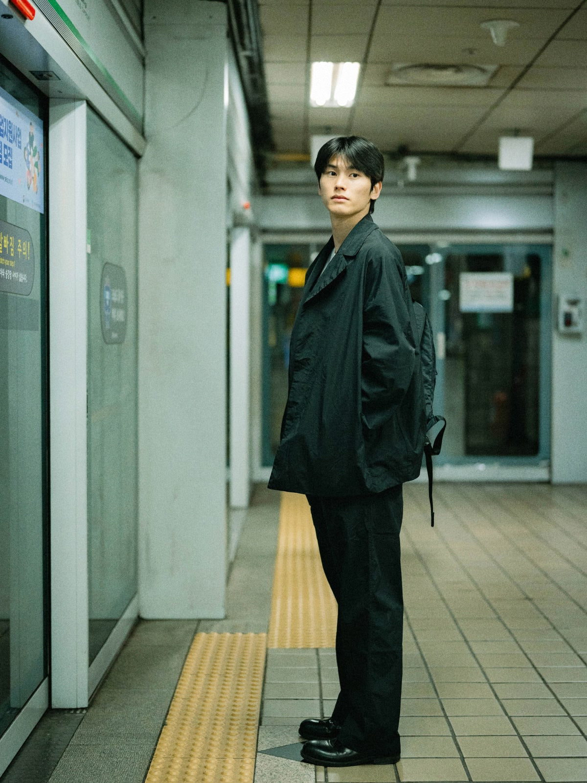 City Light Packable Jacket (Black)