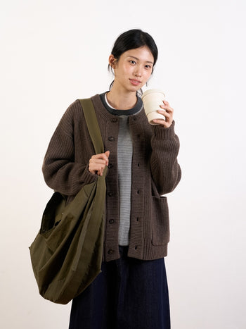 Fine Wool Roundneck Cardigan (Brown)
